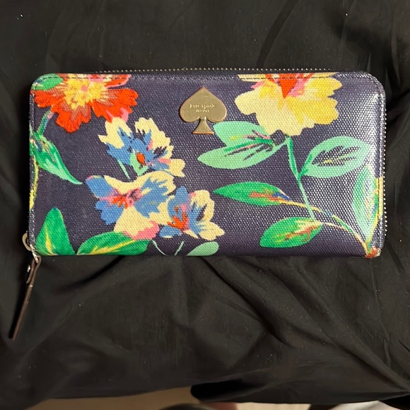 kate spade Handbags - Kate Spade wallet